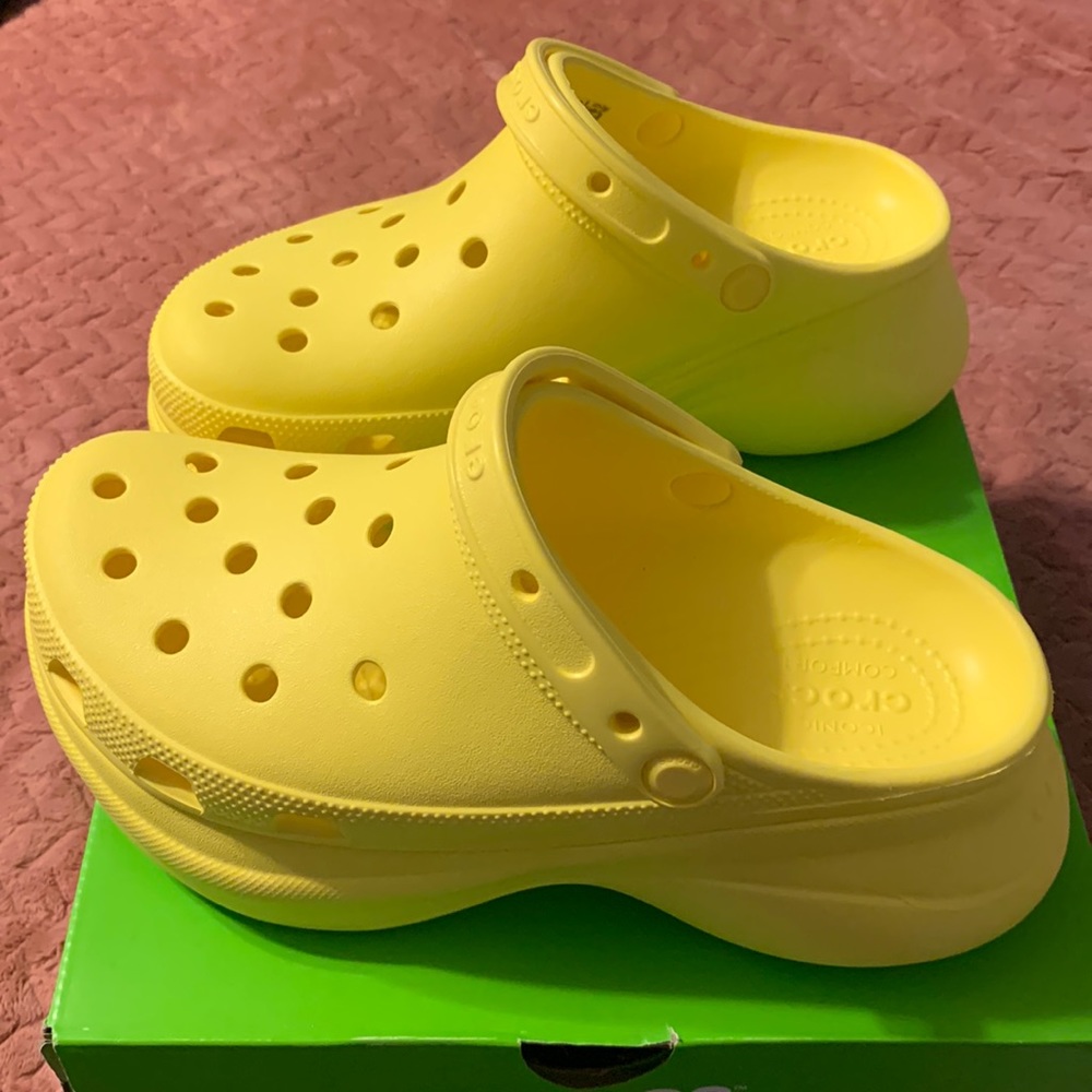 Bae Platform Crocs